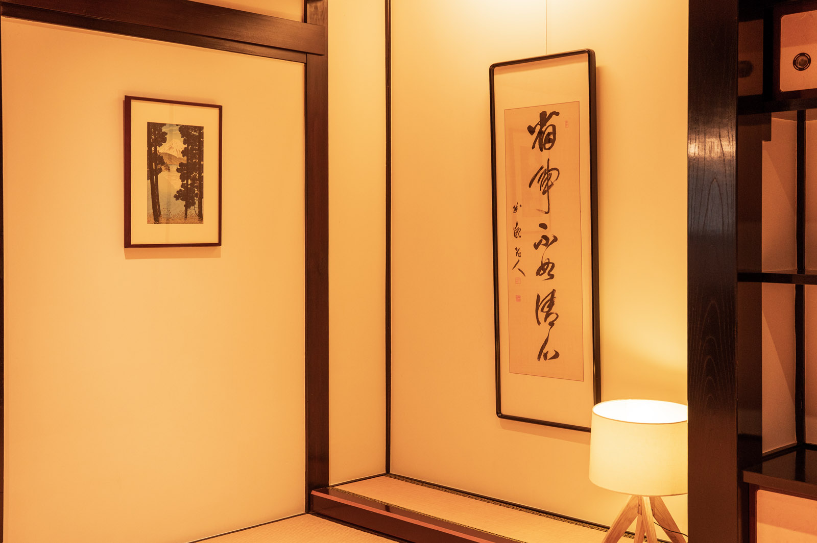 椎 万葉亭2階